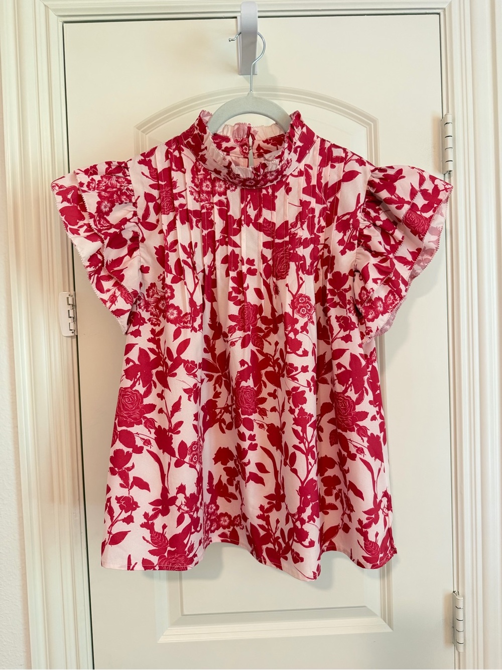THML Floral Flutter Sleeve Top S